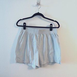 Reformation Fiji Short - Women's L - Color Topaz (Light Blue)